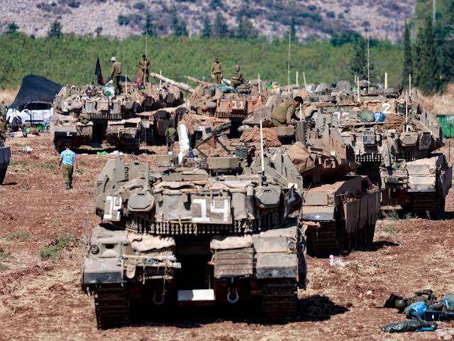 Projectiles Land Near Israeli Troops in Southern Lebanon