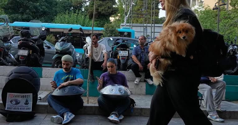 War Fatigue and Soaring Prices Deepen Pressure on Iranian Households